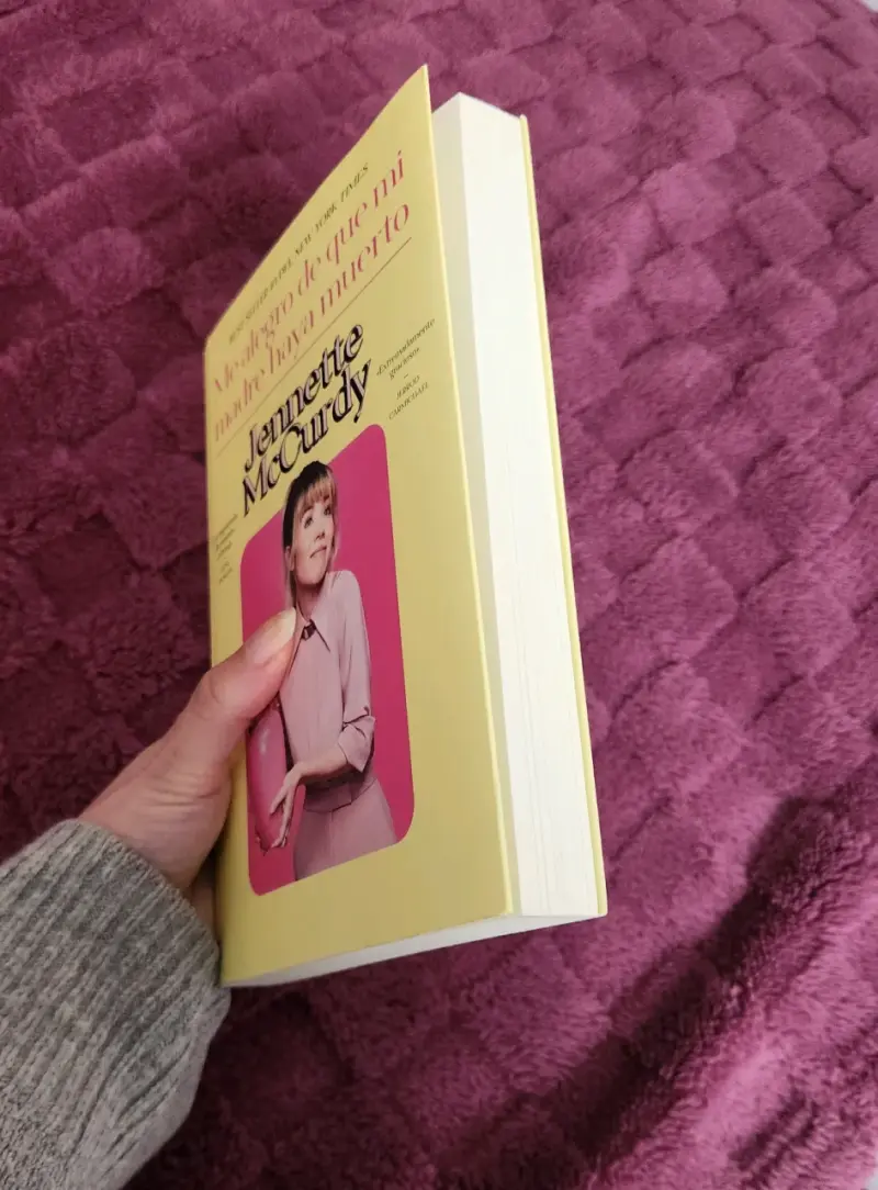 Libro 'Me alegro de que mi madre haya muerto' de Jennette McCurdy - 3