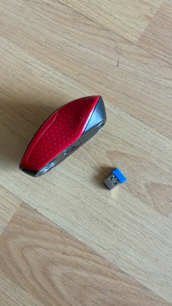Mouse inalámbrico HP rojo con receptor USB - 4