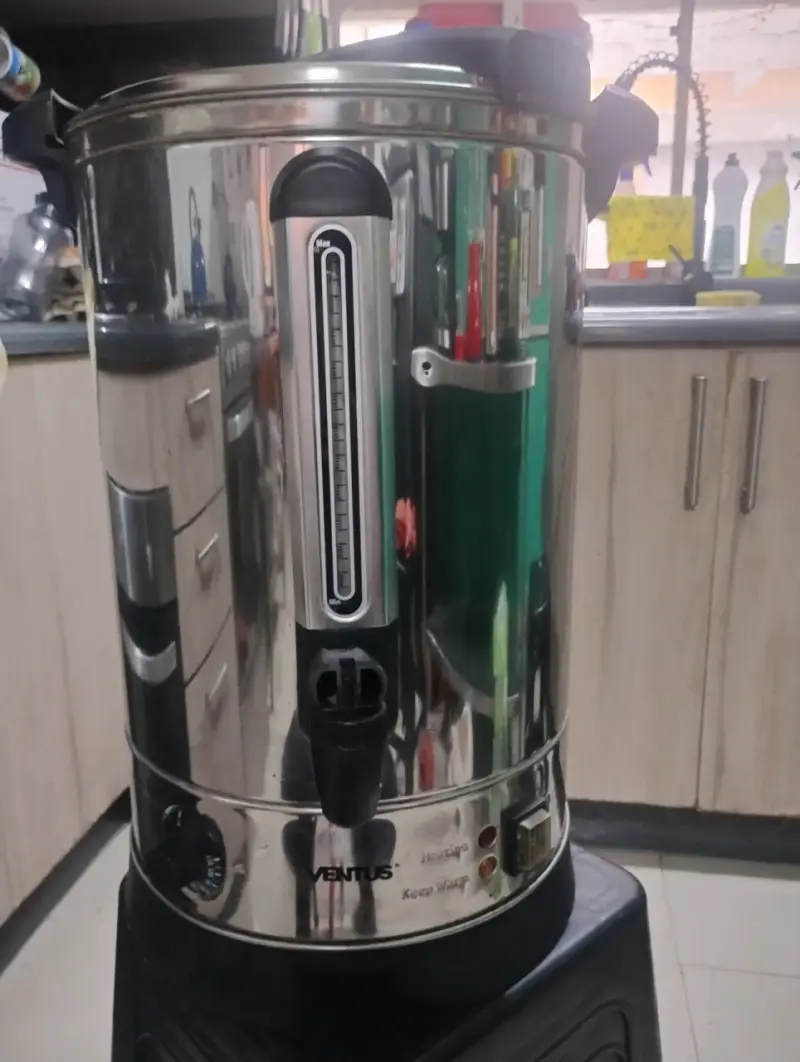 Calentador de Agua Eléctrico Ventus 10L - 1