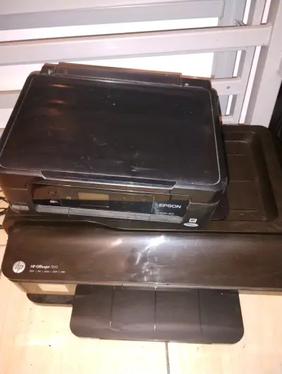 Impresora multifuncional HP Officejet 7610 usada - miniatura 1