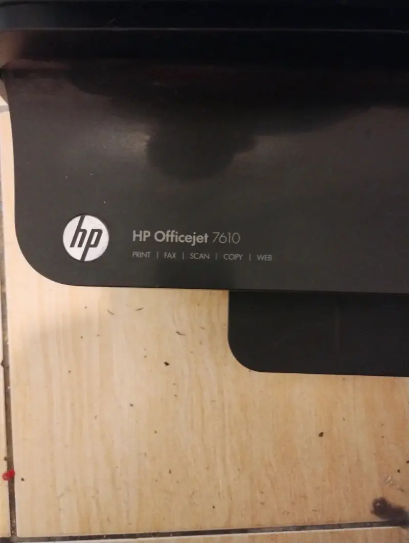 Impresora multifuncional HP Officejet 7610 usada - 3