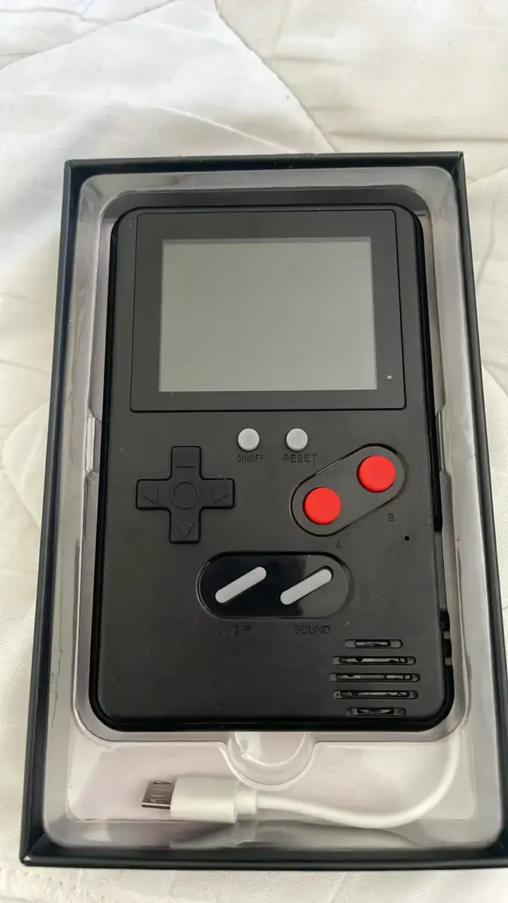 Consola portátil Wanle 500 en 1 con pantalla HD - 2