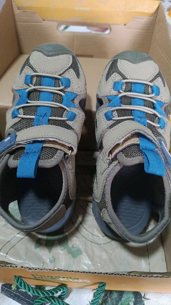 Sandalias deportivas para niños con velcro - 1