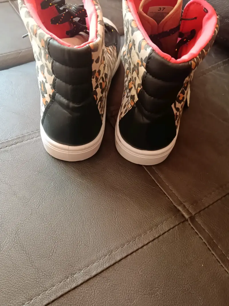 Zapatillas altas con estampado animal print - 1