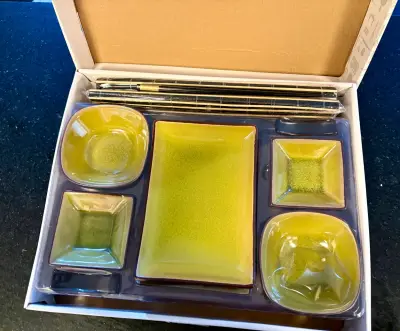 Set de Sushi de Porcelana y Madera Attimo 12 Piezas - miniatura 2
