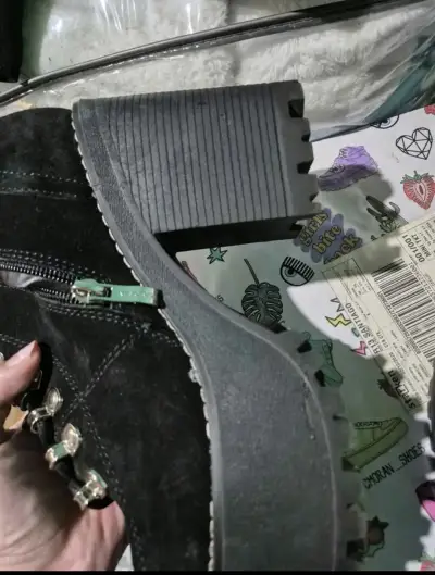 Botines de plataforma negra con cordones - miniatura 2
