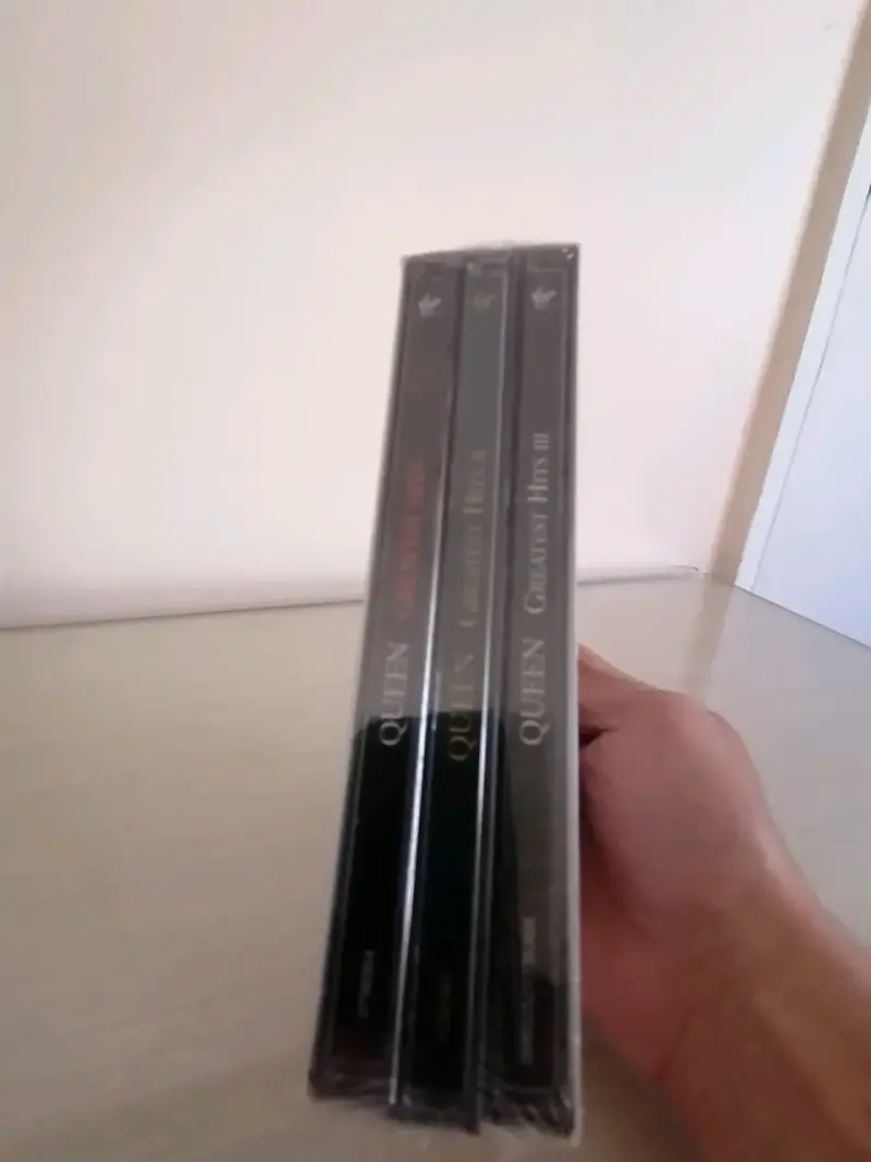 Box Set Queen Greatest Hits I II & III, NUEVO - 3
