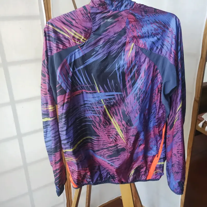 Chaqueta deportiva Adidas estampada multicolor - 2