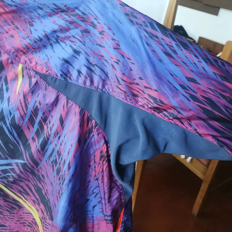 Chaqueta deportiva Adidas estampada multicolor - 6