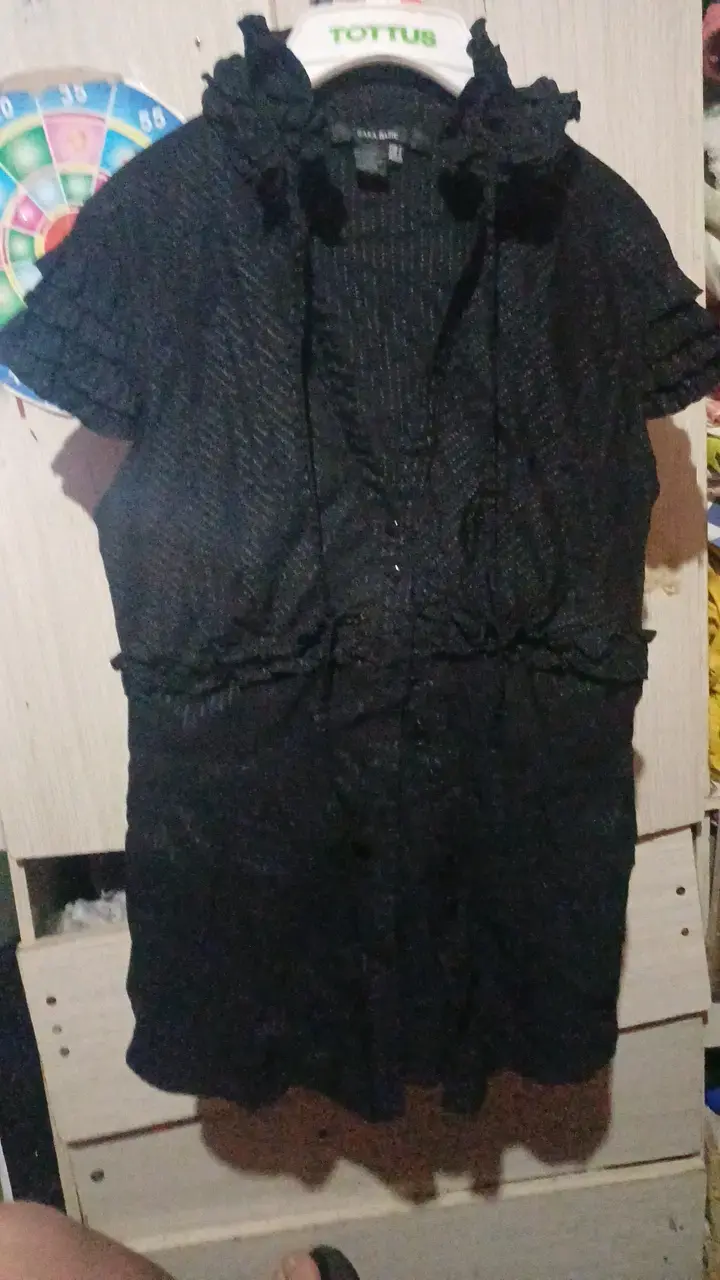 Vestido negro Zara Basic con detalles - 1
