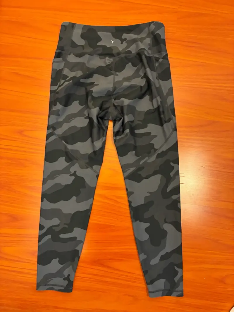 ♻️Leggings deportivos camuflados Old Navy Active - 2