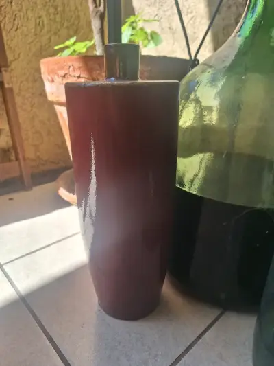 Florero de cerámica marrón alto - miniatura 3
