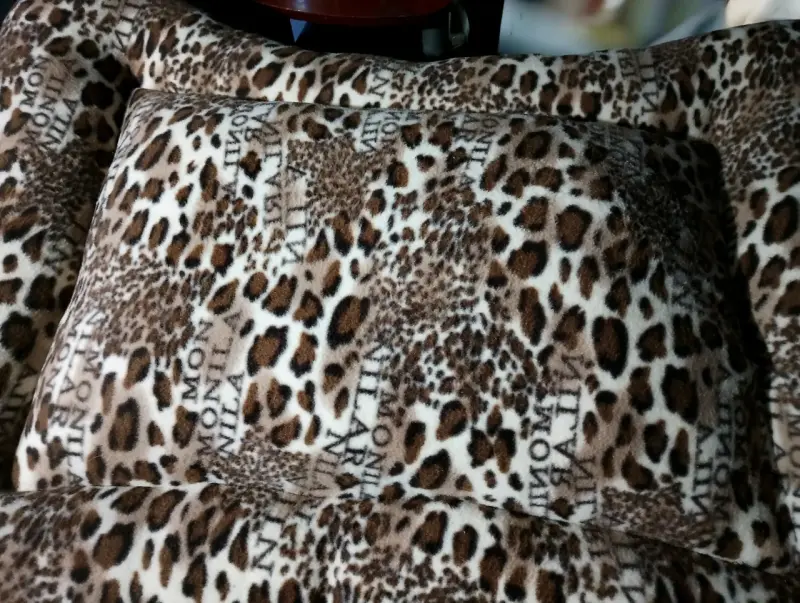 Cama para mascotas con diseño de tigre y leopardo - 2