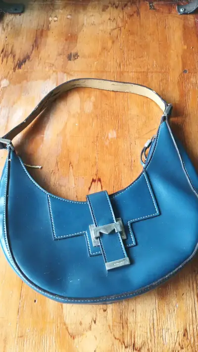 Cartera azul de cuero Mondani - miniatura 1