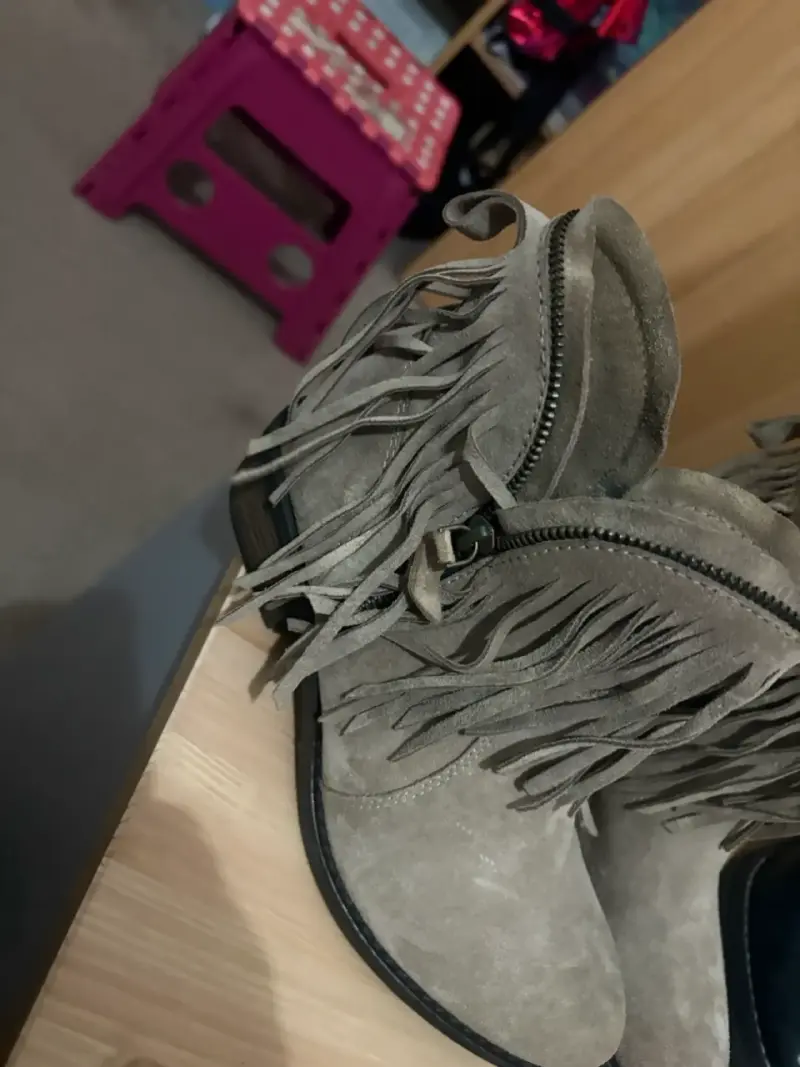Botines de gamuza con flecos para mujer - 2