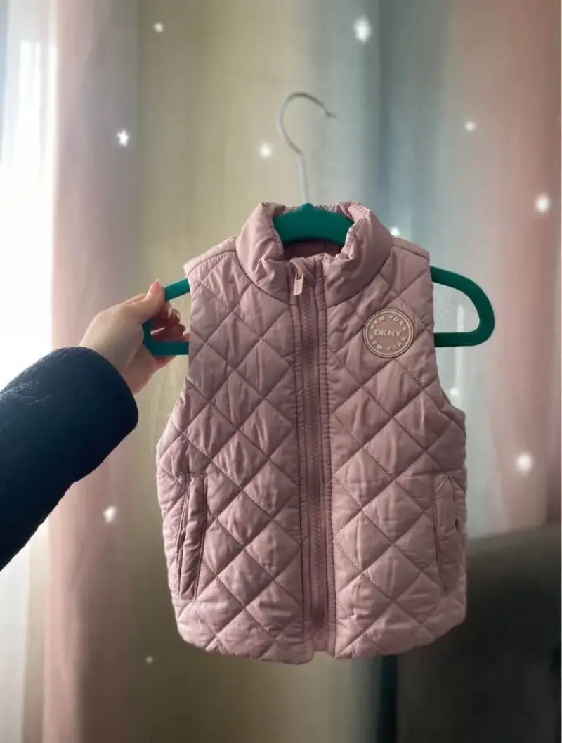 Parka sin mangas acolchada para niña DKNY - 1