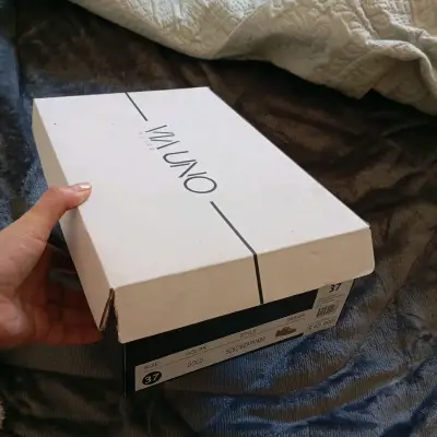 Zapatillas doradas de mujer VIA UNO - miniatura 4