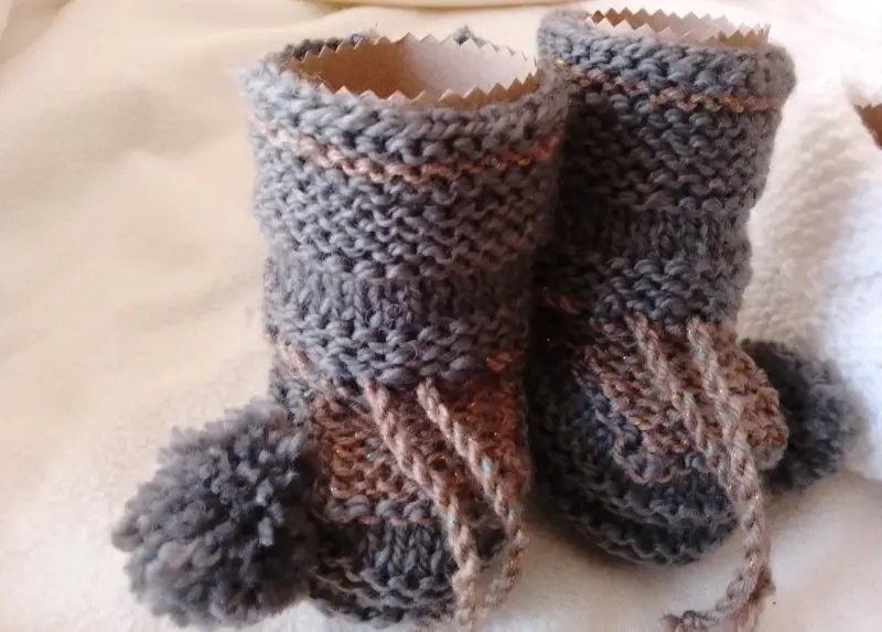 Set de Botines Tejidos para Bebé en Lana - 2