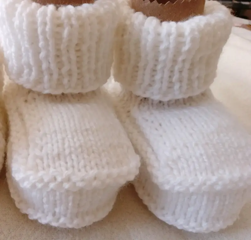 Set de Botines Tejidos para Bebé en Lana - 4