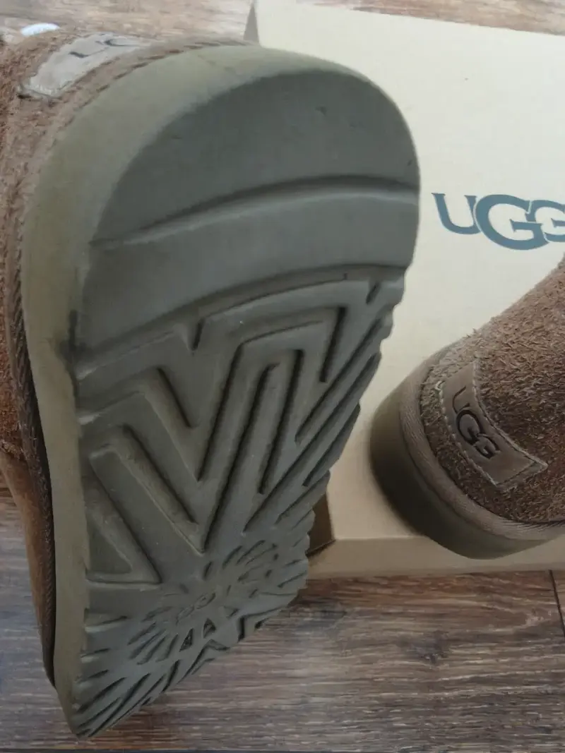 Botas de invierno UGG marrón con forro de lana - 6