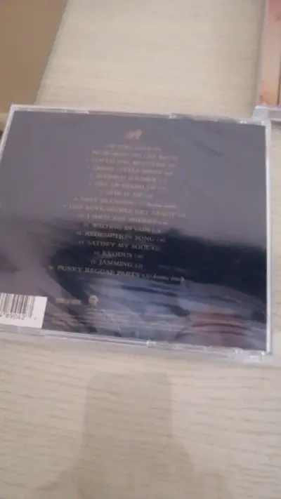 CD Legend de Bob Marley, nuevo - miniatura 2