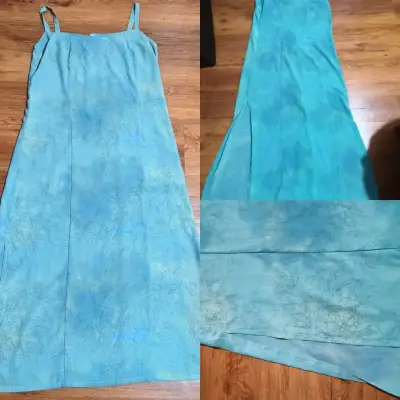 Vestido largo celeste con tirantes - miniatura 1