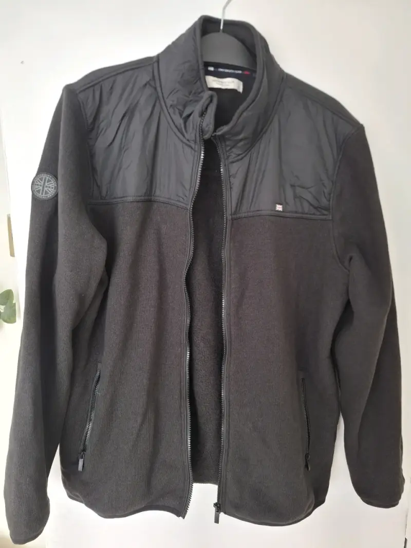 Chaqueta University Club negra acolchada - 1