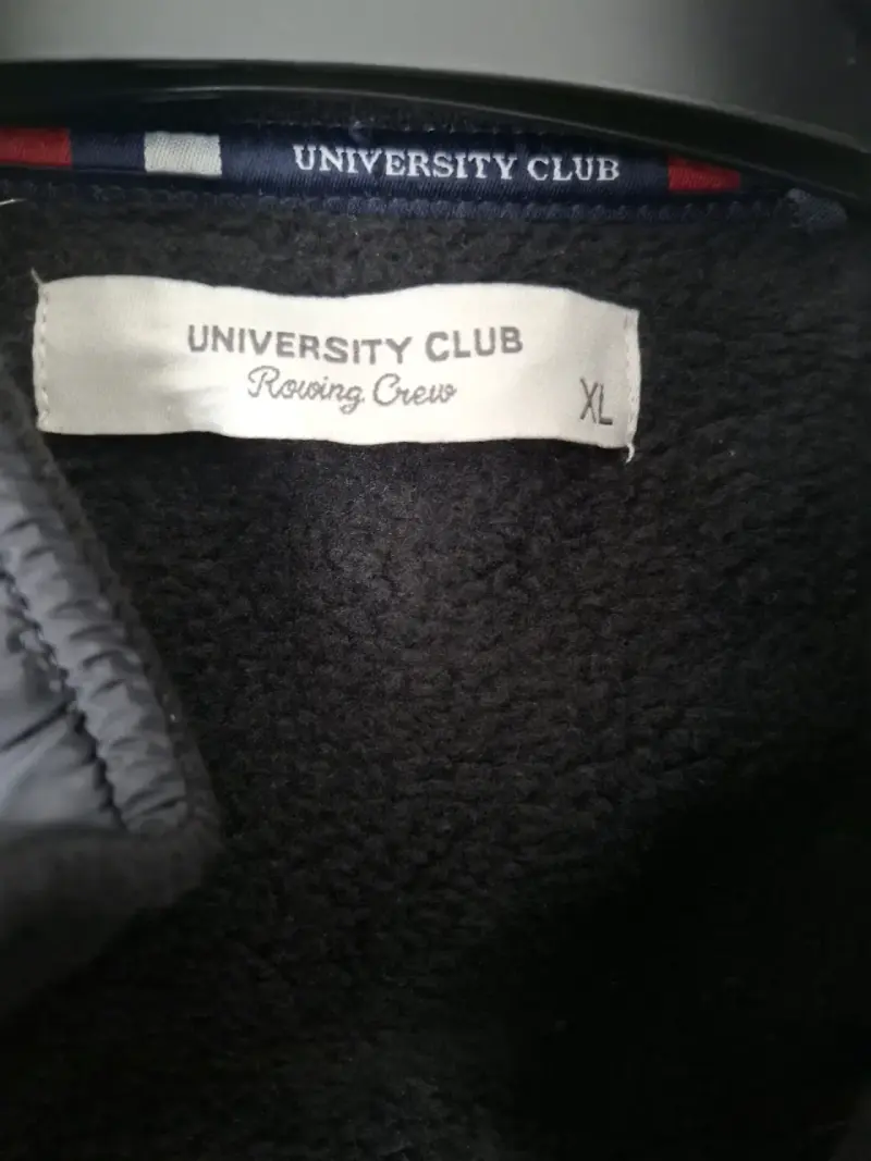 Chaqueta University Club negra acolchada - 2