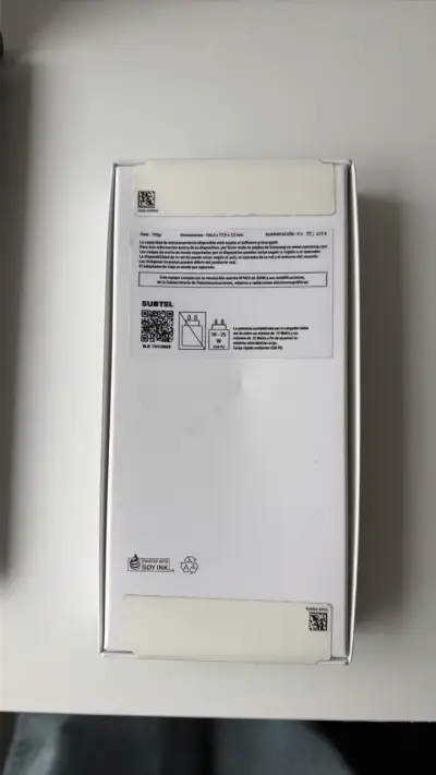 Smartphone Galaxy A17 5G nuevo en caja - miniatura 2