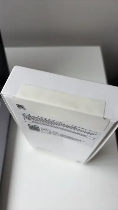 Smartphone Galaxy A17 5G nuevo en caja - miniatura 3