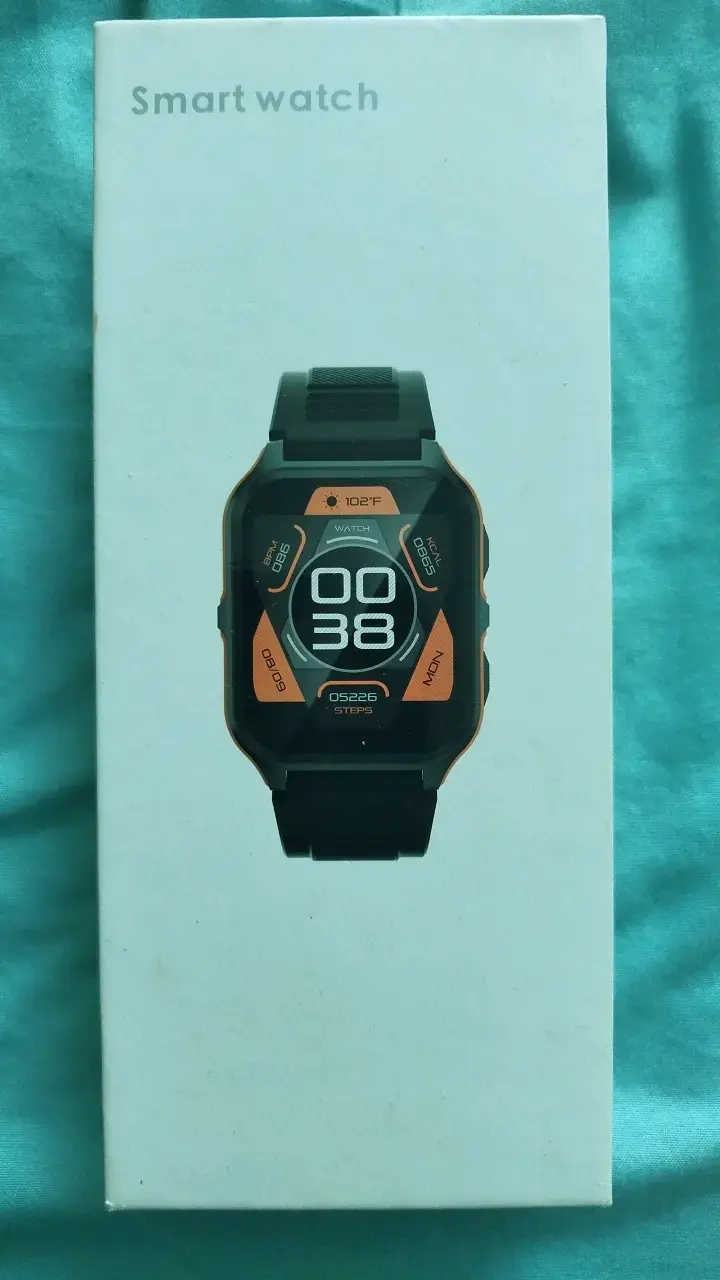 Smartwatch deportivo negro y naranja con funciones avanzadas - 1