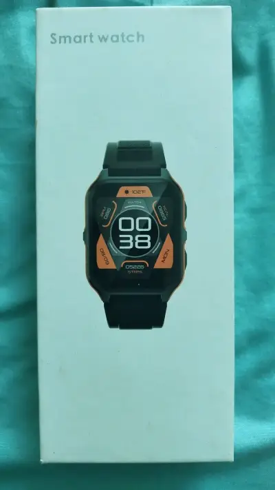 Smartwatch deportivo negro y naranja con funciones avanzadas - miniatura 1