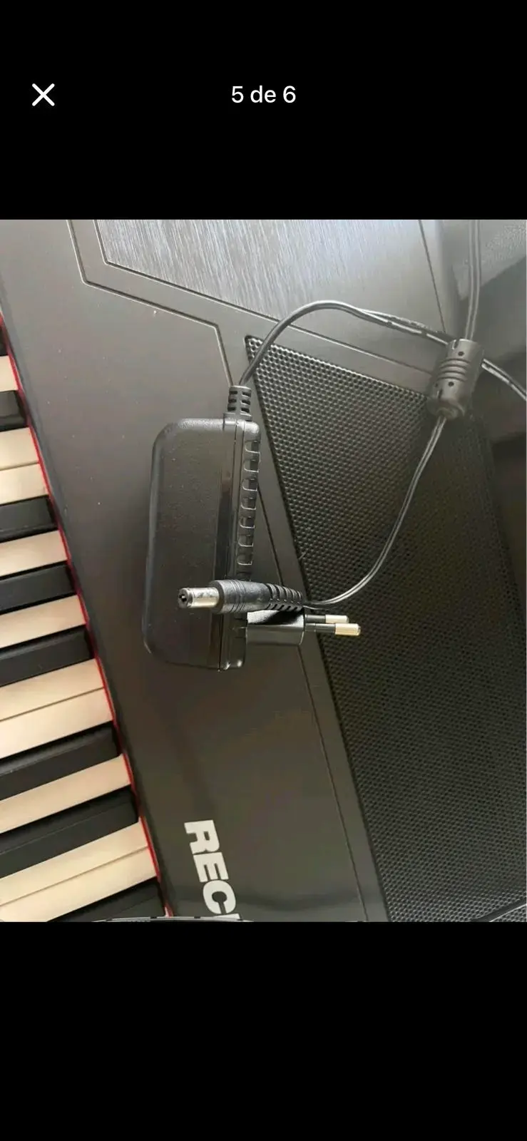 Piano Digital Alesis Recital Pro (88 teclas pesada - 4