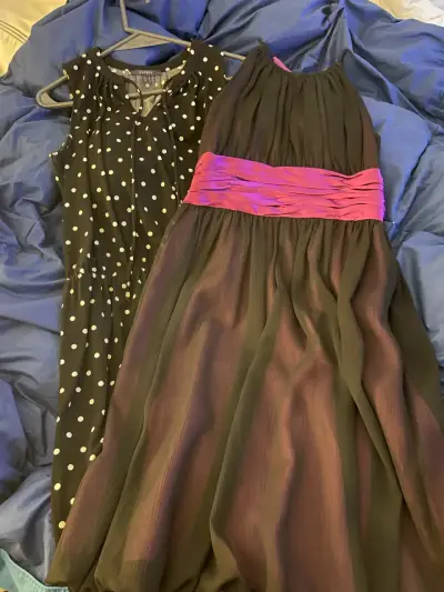 2 vestidos negros, casi nuevos - miniatura 1