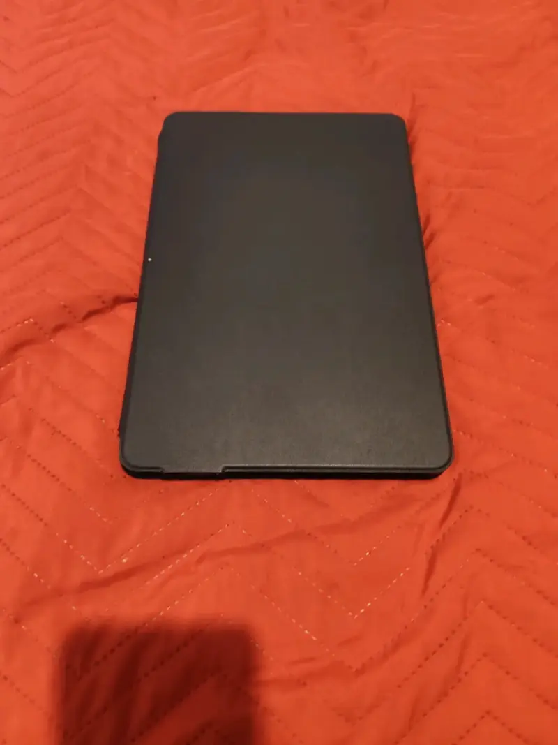 Tablet con teclado desmontable y funda protectora - 3