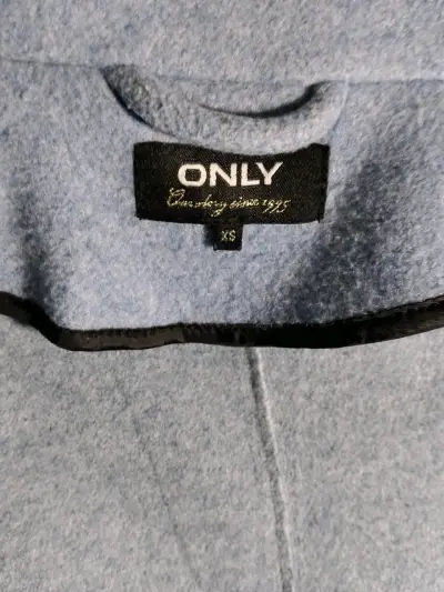Abrigo Celeste ONLY - Modelo ONLCARRIE Talla XS - miniatura 4
