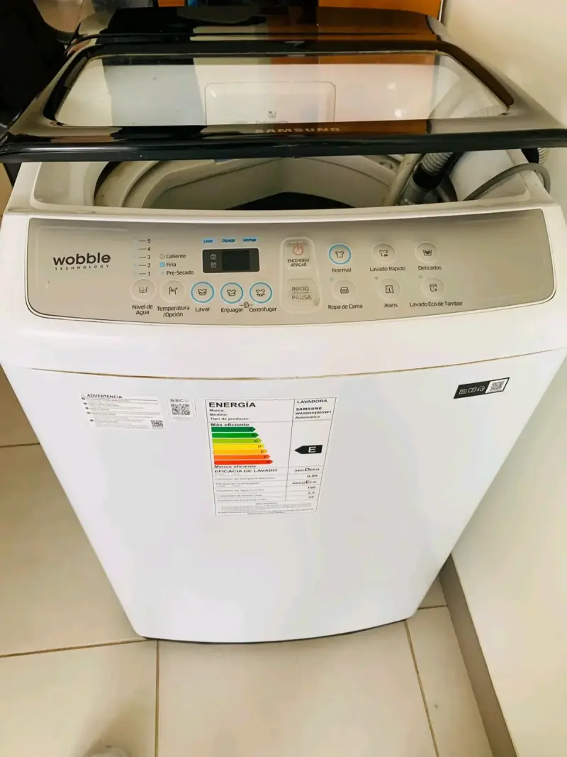 Lavadora Samsung Wobble 7kg en buen estado - 2