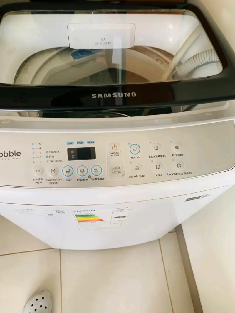 Lavadora Samsung Wobble 7kg en buen estado - 4