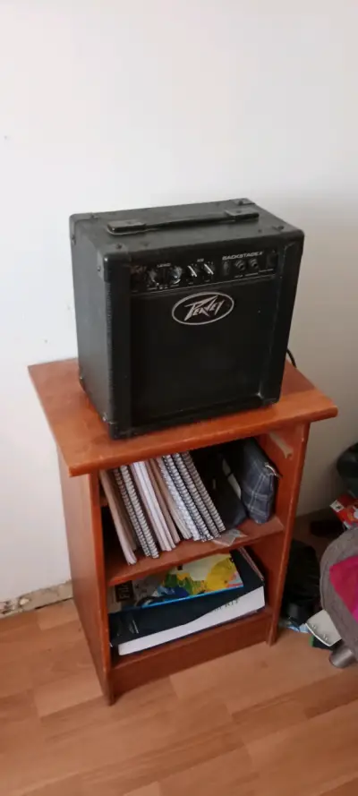 Amplificador de guitarra Peavey Backstage II - miniatura 1
