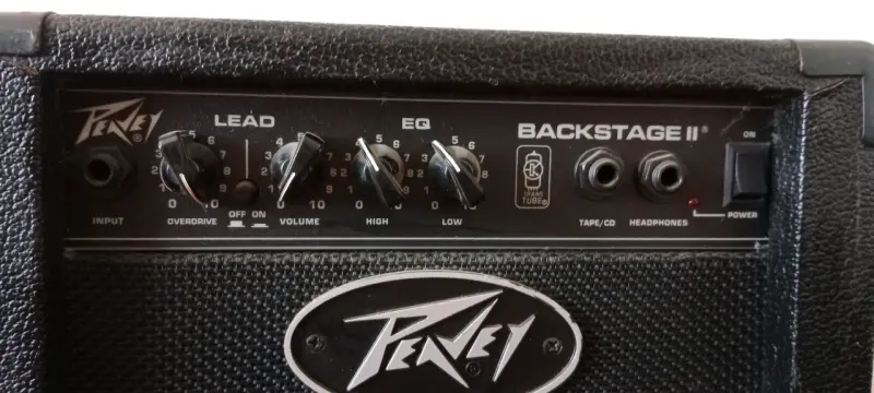 Amplificador de guitarra Peavey Backstage II - 2