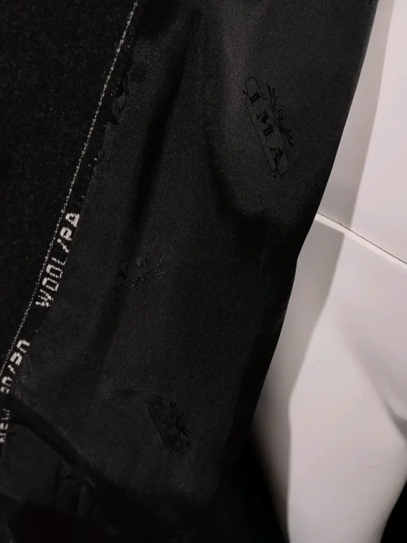 Abrigo de Paño con Lana marca talla L/XL - 6
