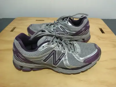 New Balance 860 v2 - miniatura 1