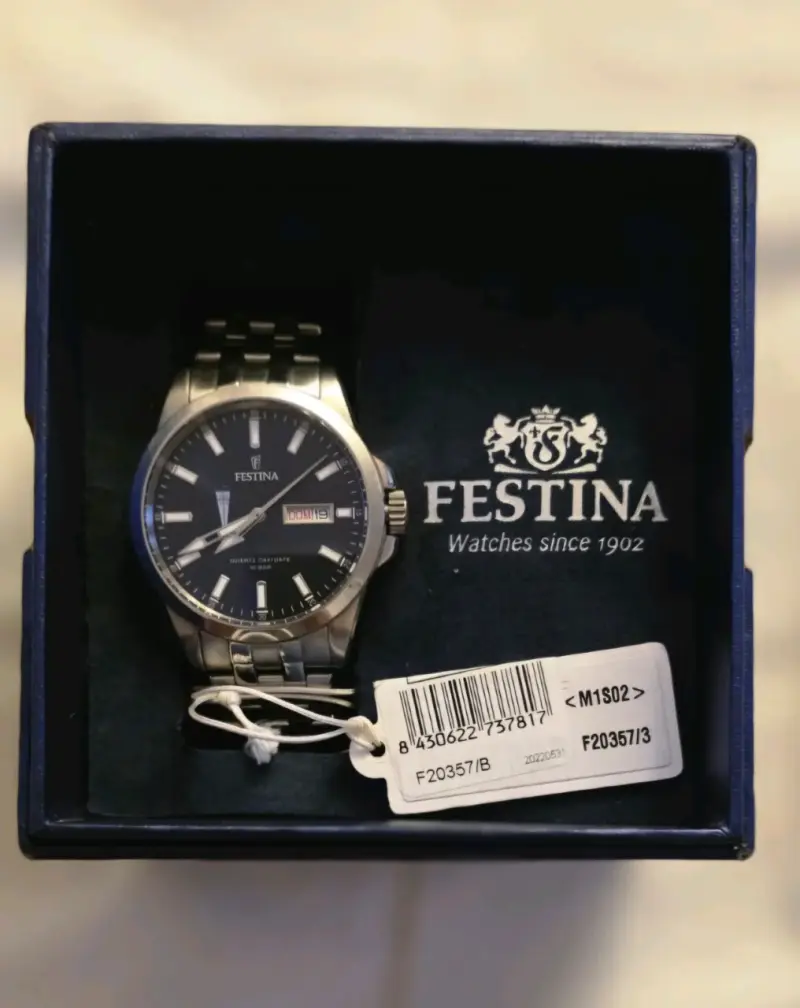 Reloj Festina de acero inoxidable con fecha - 1