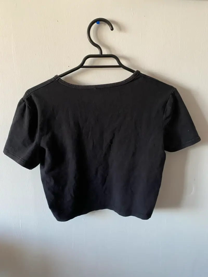 Polera negra corta talla XL - 3
