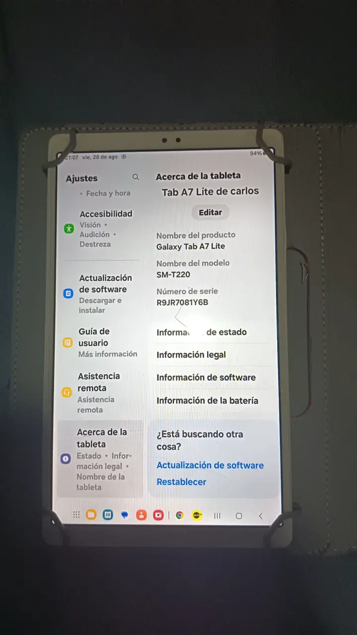 Tablet Samsung Galaxy Tab A7 Lite con funda - 4