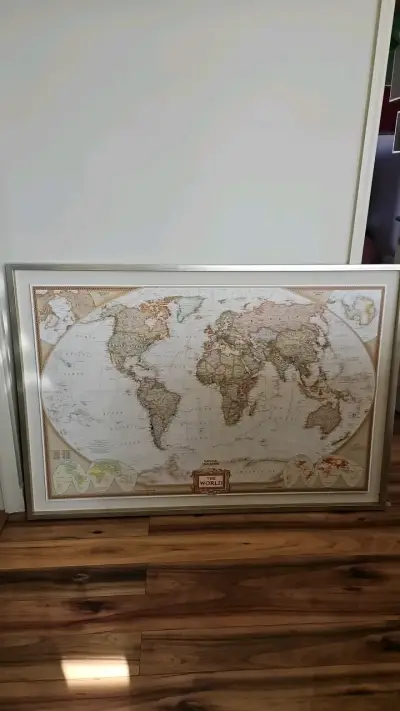 Mapa del mundo enmarcado vintage - miniatura 4