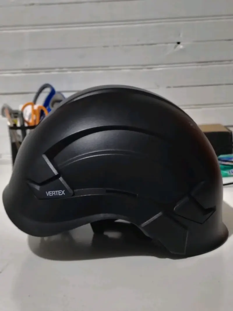 Casco Petzl Vertex negro - 2