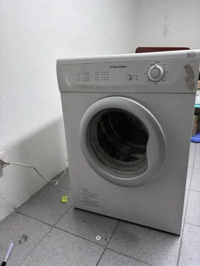 Secadora de Ropa Electrolux 6kg en Buen Estado - miniatura 1