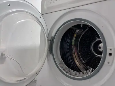 Secadora de Ropa Electrolux 6kg en Buen Estado - miniatura 2
