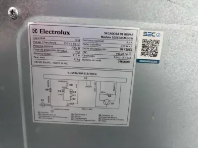 Secadora de Ropa Electrolux 6kg en Buen Estado - miniatura 3